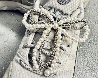 Juego de 2 adornos para zapatillas de boda con lazo de perlas y cuentas para zapatos de novia