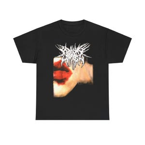 Camiseta Awaiting The Fist - Camisetas de bandas × Ken Carson × Playboi Carti Merch