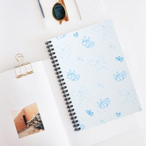 Süsses Notizbuch mit Blaubeere