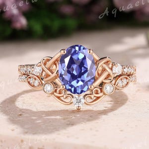 Vintage Cornflower Sapphire Engagement Ring Set Rose Gold Moissanite Wedding Band Oval Sapphire Bridal Ring Set Birthstone Ring For Women