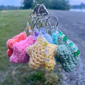 puffy crochet star beaded keychain