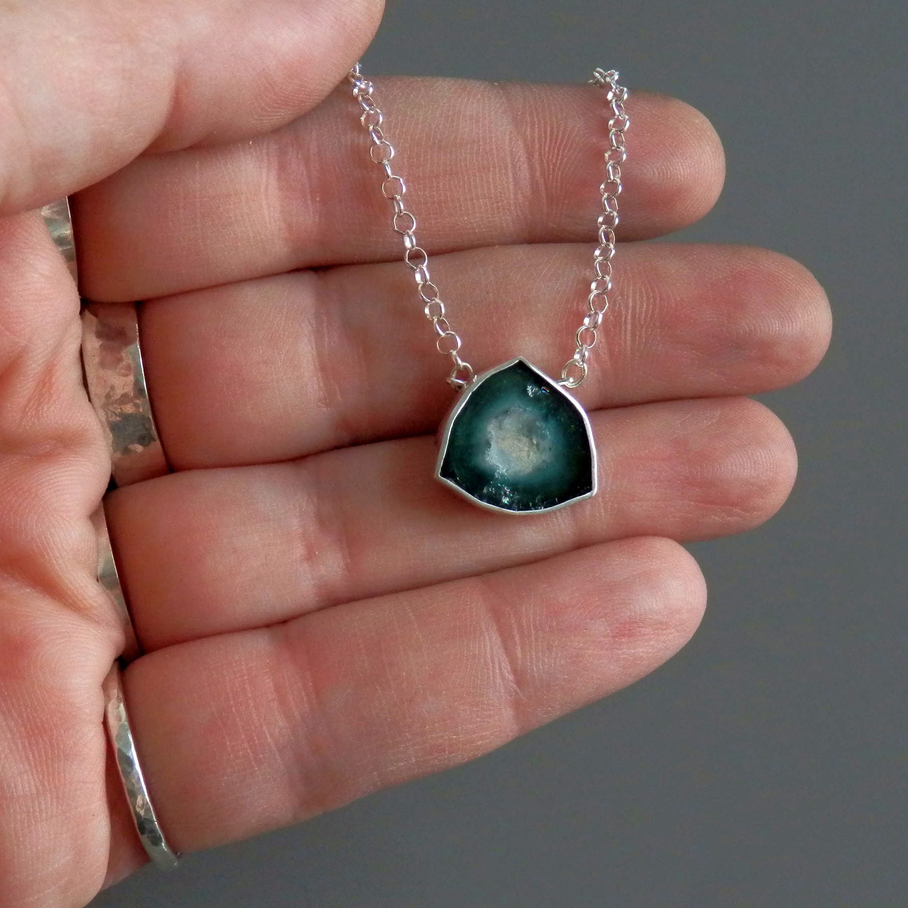 ◆NIALAYA◆Square Turquoise ペンダント 送料込 Silver Necklace with Square Turquoise Pendant – Nialaya