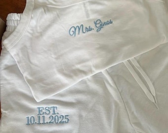 Ensemble de débardeur brodé à fines bretelles, ensemble de débardeur Mme personnalisé, t-shirt de la mariée, cadeau de mariée, cadeau de fiançailles, ensemble de débardeur de mariée