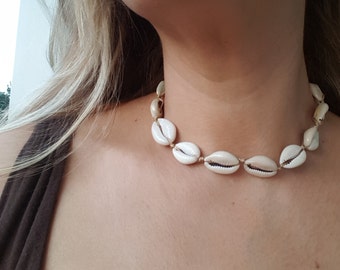 Cowrie Shell Choker, Cowrie Shell Necklace, Shell Choker, Shell Necklace, Leather and Shell Choker, White Shell Choker, Boho Shell Necklace
