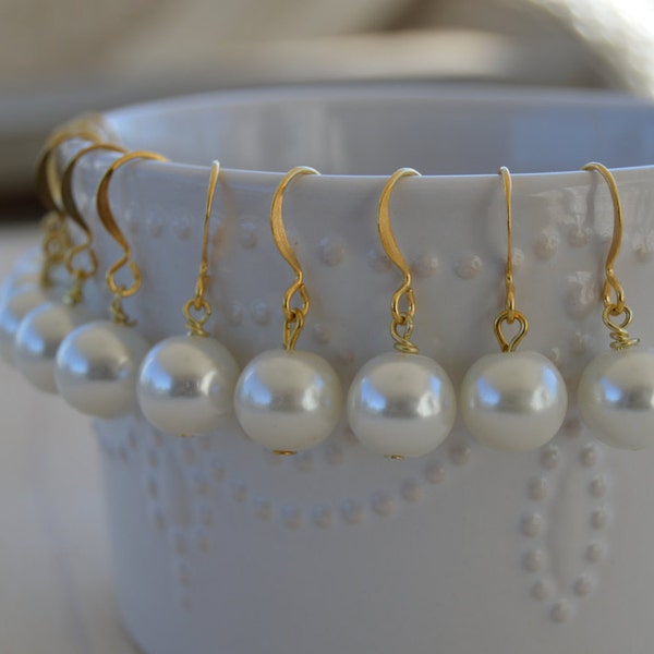 SImple White Pearl Earrings, 10mm Pearl Beads, Gold or Silver, Wedding Jewelry, Bridesmaid Dangle, Minimalistic, Round Beads, Bridal