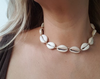 Hemp and Cowrie Shell Choker, Cowrie Shell Necklace, VSCO Cowrie Shell Choker, Shell Necklace, Leather and Shell Choker, Boho Shell Necklace