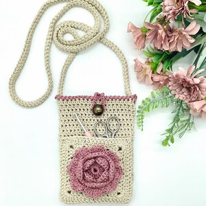 Engelskt virkmönster Vintage Rose Front Pocket Bag Phone Purse Blommig virkad väska Snygg kvinnaaccessoar Unik design Underbar gåva bild 4