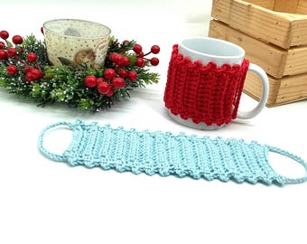 Christmas Crochet Cup Cozy Pattern Beginner-Friendly English Crochet Tutorial Holiday Mug Cozy Cup Sleeve Easy Crochet Christmas Gift Idea