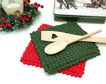 Christmas Potholder Crochet Pattern Rustic Holiday Hot Pad Crochet PDF Handmade Kitchen Decor Crochet Gift Idea Beginner-Friendly Pattern