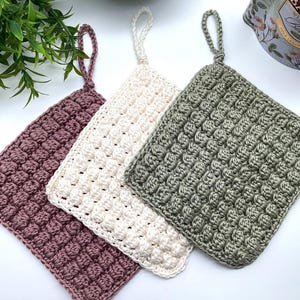 crochet potholder hot pad pattern bobble stitch pot holder english crochet tutorial for beginners Christmas gift Easter gift Housewarming gift Birthday gift idea