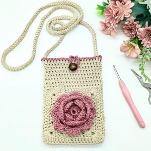 Engelskt virkmönster Vintage Rose Front Pocket Bag Phone Purse Blommig virkad väska Snygg kvinnaaccessoar Unik design Underbar gåva bild 3