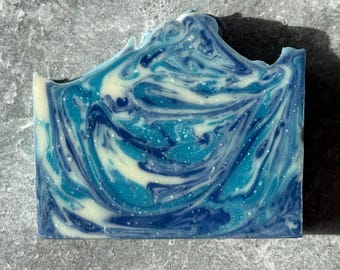 TOBACCO + BAY LEAF - Handmade Cold Process Soap made with Olive Oil and Silk, Father’s Day Gift, Holiday Gift