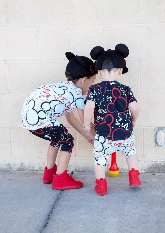 SUDADERA MICKEY MOUSE®  Mickey mouse outfit, Mickey mouse sweatshirt, Cute  disney outfits