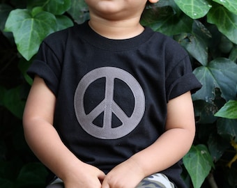 Camiseta Paz y Amor, Negra con Gris, Rojo, Rosa Brillante 18 meses, 2T, 4T, niño niña, signo de la paz, moda infantil de Etsy, camisa genial