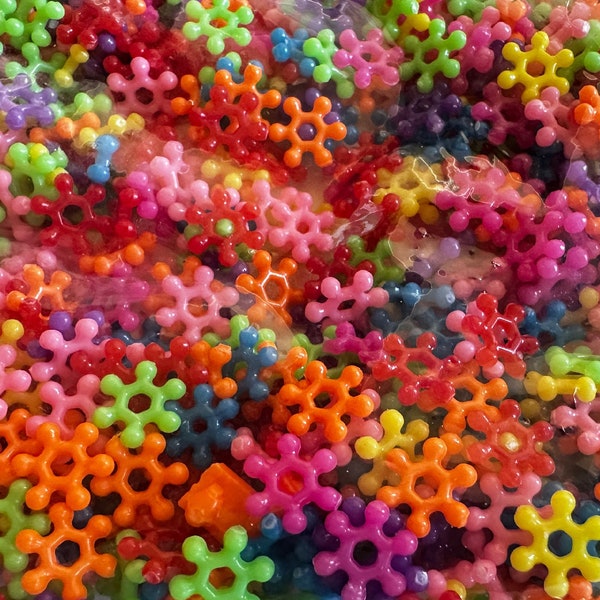 500 Colourful Acrylic Charm Spacer Beads Snowflake Mixed 8mm x 7mm