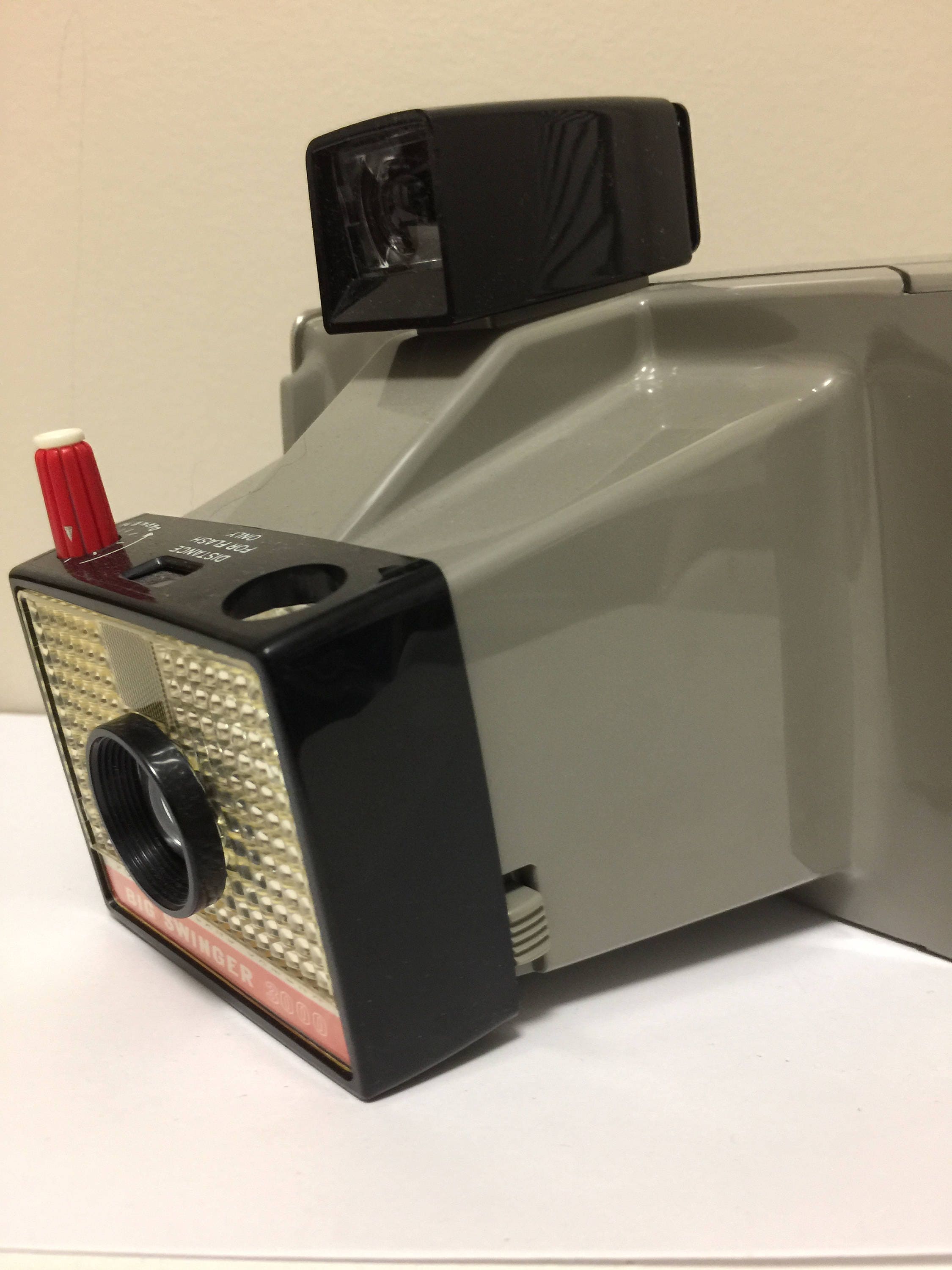 Vintage Polaroid Big Swinger 3000 Land Camera