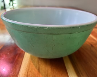 Vintage Antique Pyrex Green T.M. 403  A 13  Nesting Mixing Bowl Teal 8.5 Inches Wide