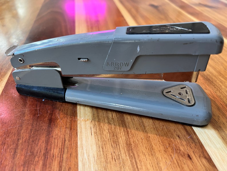 Vintage Arrow Stapler for Canadian Tire Company Canada/ Retro Vintage