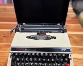 Typewriter Olivetti Lettera 42 NOT WORKING. - Etsy