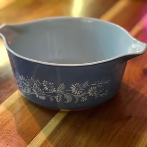 Vintage Pyrex COLONIAL MIST Blue White Floral Casserole Baking Bowl Dish Vintage 473 B