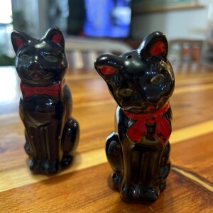 Vintage Siamese Black Cat Salt & Pepper Siamese Japan Black Cat with Red Bow Salt and Pepper Shaker