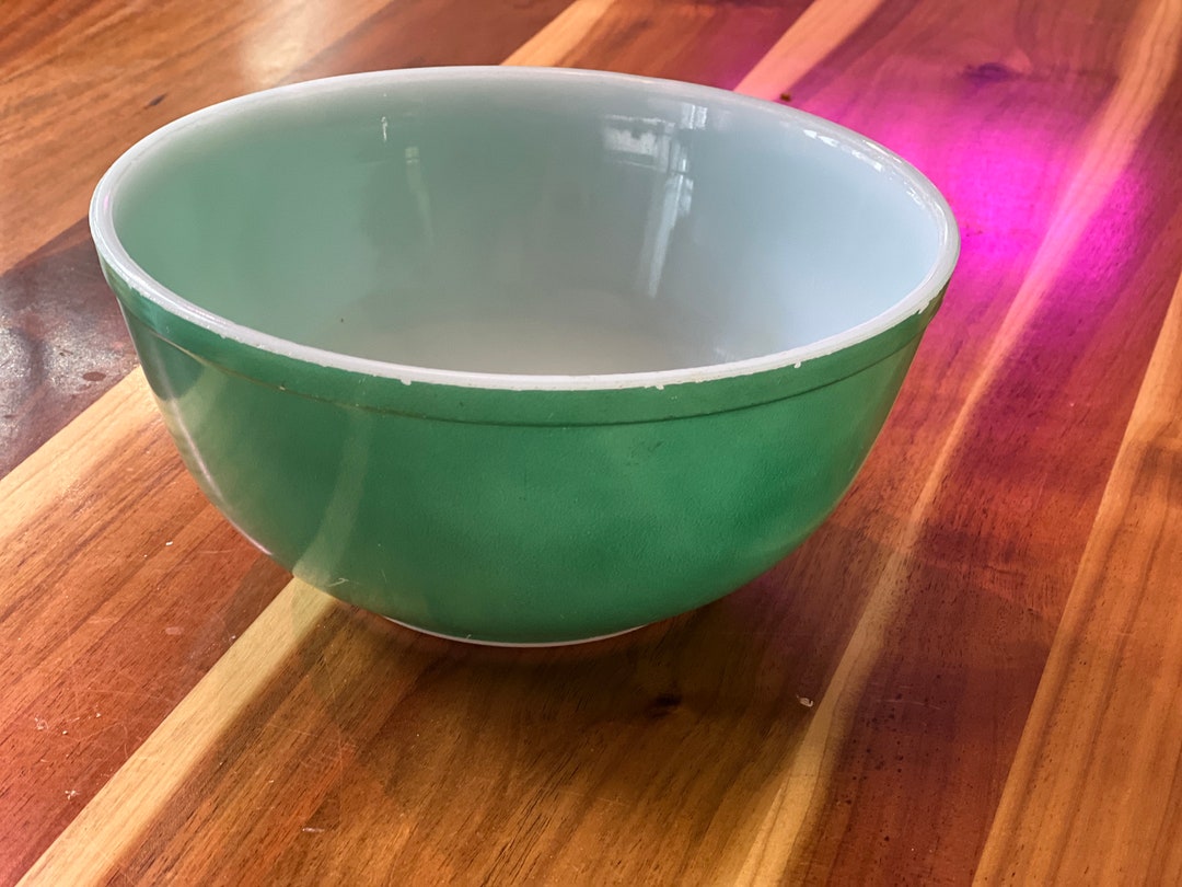 Vintage Pyrex Mixing Bowl 1950'S 403/ Green Mixing Bowl Nesting Bowl 2