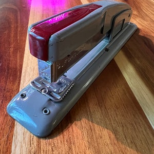 Vintage Retro Industrial Stapler Swingline Government of Canada Heavy Duty Stapler Gray