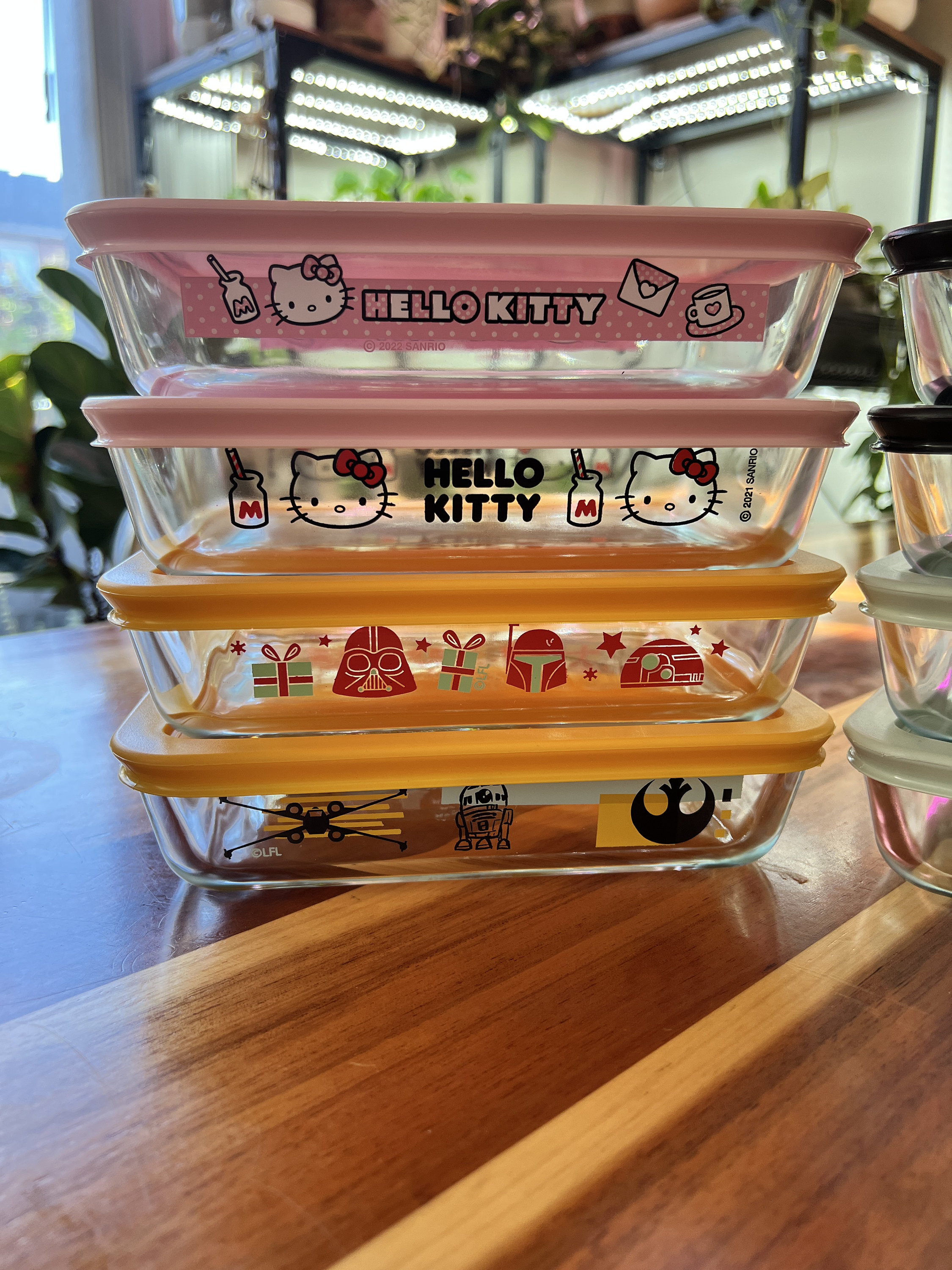Pyrex 3-cup Rectangle Glass Storage: Hello Kitty, Star Wars, Nightmare ...