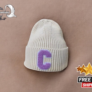 Gorro de punto unisex de invierno / Gorro con letra C grande / Gorro informal suave de estilo hip hop / Gorro estilo calavera de moda / Cómodo y acogedor