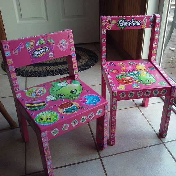 shopkins table and chair set