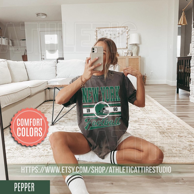 New York Football Retro 80s Vintage Style Comfort Colors Crewneck T-Shirt, New York Football Tshirt, Jets Sunday Football Fan Gifts FRE28 image 1