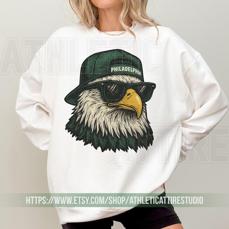 Philadelphia Football Vintage Mascot Sweatshirt T-Shirt,Philadelphia Eagle Football Shirt,Retro Eagle Crewneck,Vintage Eagle Fan Gift FAM4 zdjęcie 4