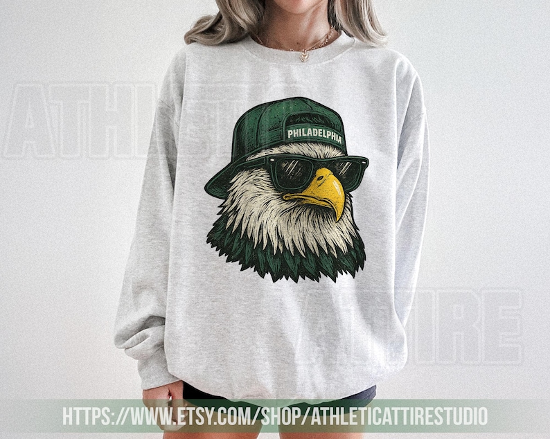 Philadelphia Football Vintage Mascot Sweatshirt T-Shirt,Philadelphia Eagle Football Shirt,Retro Eagle Crewneck,Vintage Eagle Fan Gift FAM4 zdjęcie 1