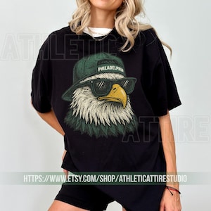 Philadelphia Football Vintage Mascot Sweatshirt T-Shirt,Philadelphia Eagle Football Shirt,Retro Eagle Crewneck,Vintage Eagle Fan Gift FAM4 zdjęcie 6