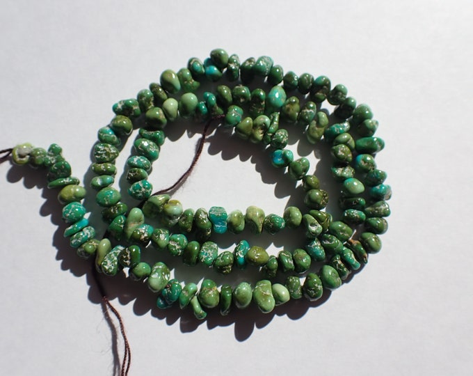 thumbnail image 2 of 13x18mm Natural Green Turquoise Oval Beads – 15" Strand, Center-Drilled 2 of 2