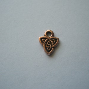 TierraCast Small Celtic Triad Charm/Drop, Antiqued Copper Plate 8x10.25mm 1 image 2