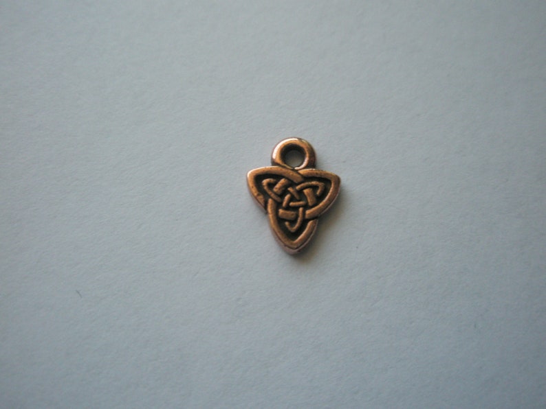 TierraCast Small Celtic Triad Charm/Drop, Antiqued Copper Plate 8x10.25mm 1 image 2