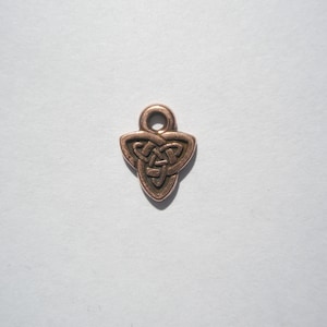 TierraCast Small Celtic Triad Charm/Drop, Antiqued Copper Plate 8x10.25mm 1 image 1