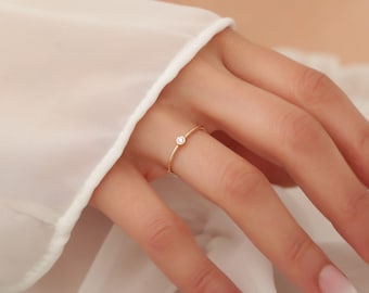 Bague en diamant véritable, bague en diamant minimaliste, bague de fiançailles en diamant, bague en or rose 14 carats et diamants, bague solitaire en diamant, bague en diamant minuscule