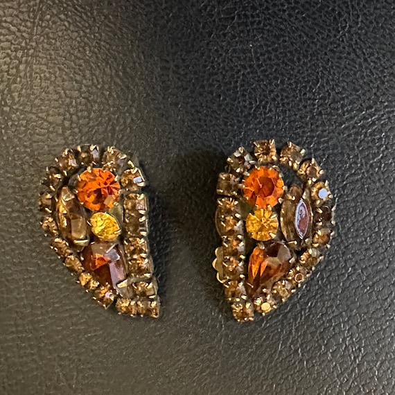 Gorgeous WEISS Fall-Color Teardrop Clip Earrings - image 1