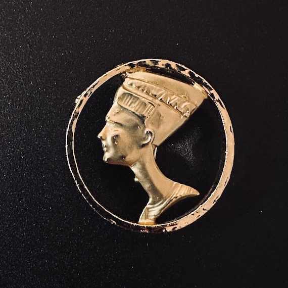 Egyptian Revival Nefertiti Brooch Pin - image 1
