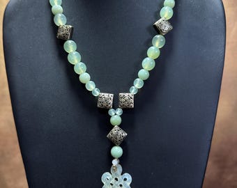 Vintage Jade Beaded Necklace: Celtic Knot Pendant, 22 inch