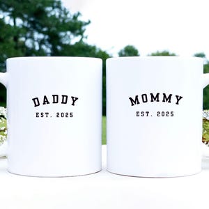 Mommy Daddy Est. 2025 Minimalist Cup Christmas Baby Shower Present
