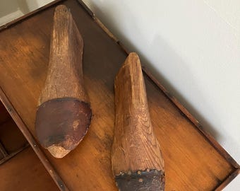 Antique Wooden Shoe Lasts - Pair Industrial Cobbler Forms - Rustic Shoe Molds Decor