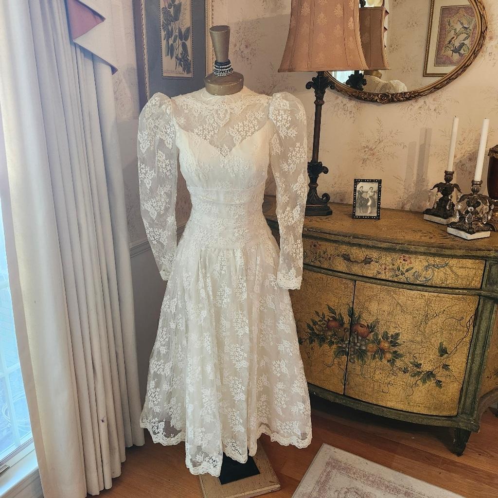 princess polly baby blue dress 18 Exclusive Knee Length Wedding Dresses main image 0