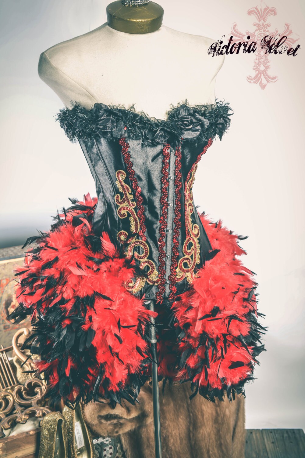 The Queen of Hearts Burlesque Feather Corset Costume M Etsy