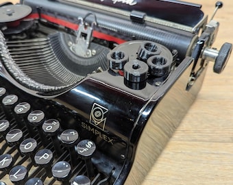 OLYMPIA Traveller de luxe 中古タイプライター｜タイプライター