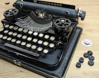 Underwood 3 Bank Typewriter Case Feet - Set of 6