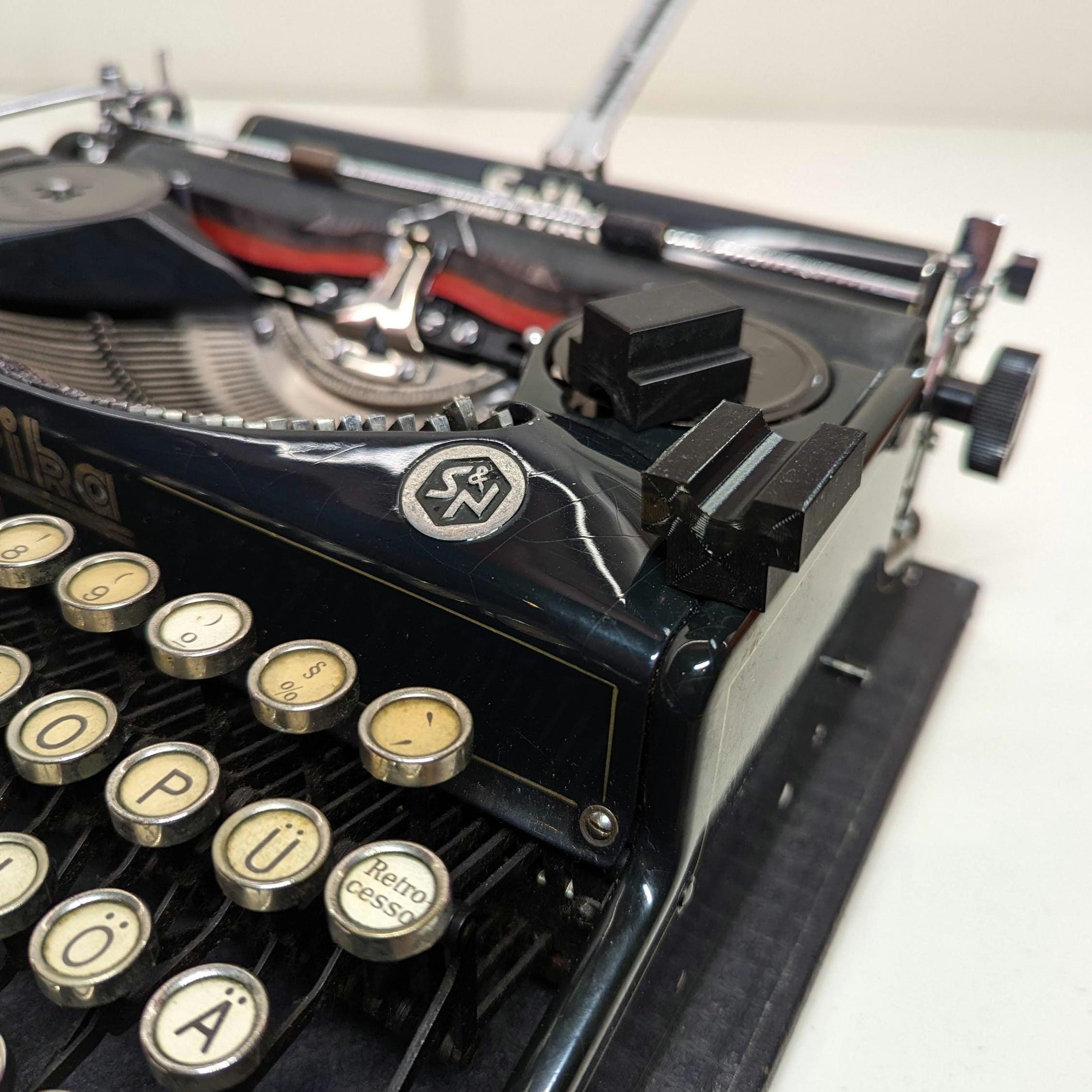 アンティーク タイプライター ケース付き ドイツ Naumann ERIKA Antique Typewriter Erika Model 1 by Seidel & Naumann Dresden