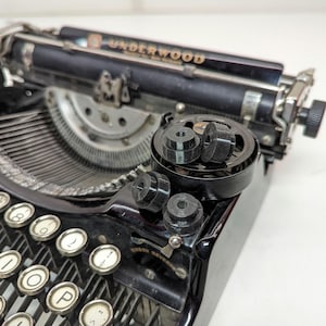 Pies para máquina de escribir portátil Underwood 4 Bank - Juego de 4